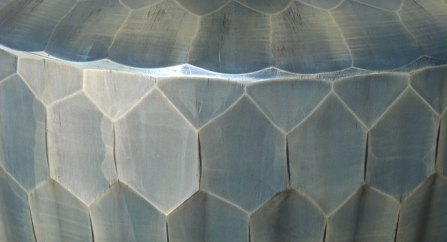 Boa Table Lamp - Image 4