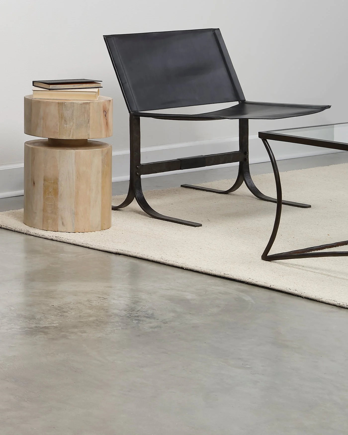 Dylan Round Side Table - Image 2