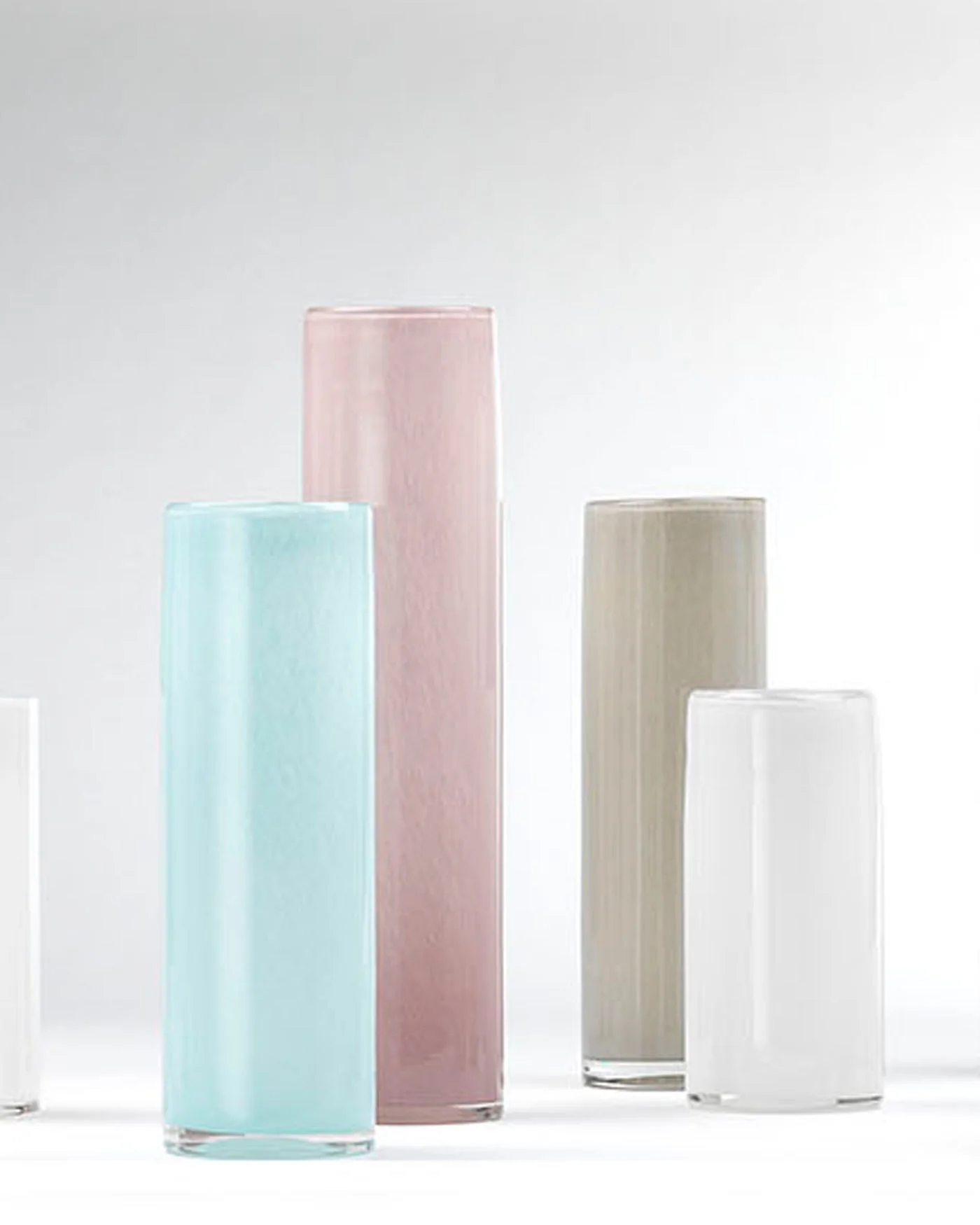 Gwendolyn Hand Blown Vases (Set Of 3) - Pink - Image 2