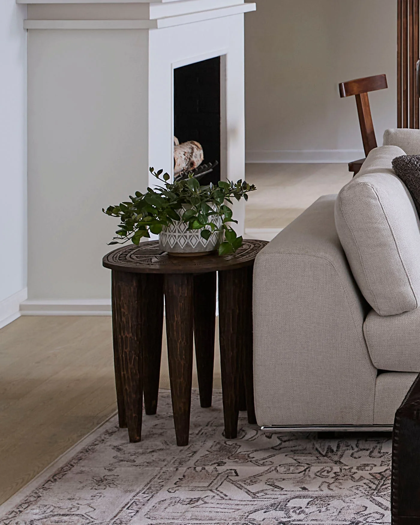 Naga Side Table - Image 2