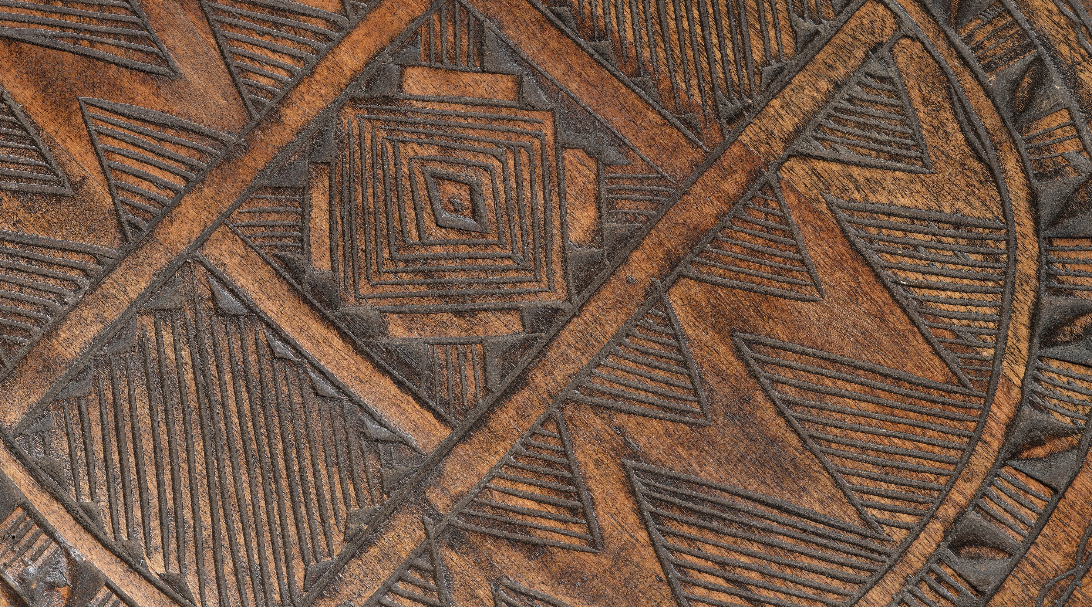 Naga Side Table - Image 5