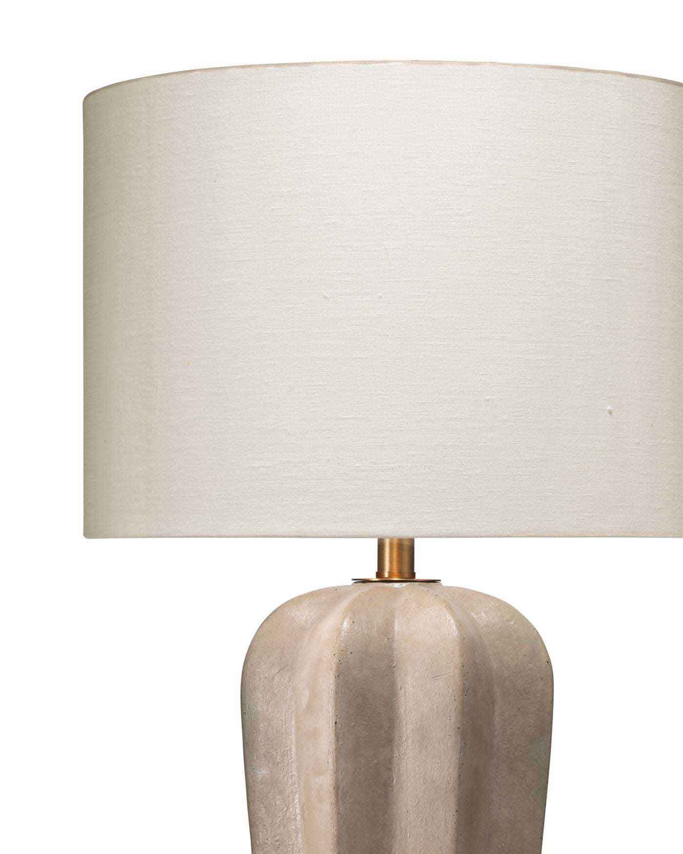 Regal Table Lamp - Image 3