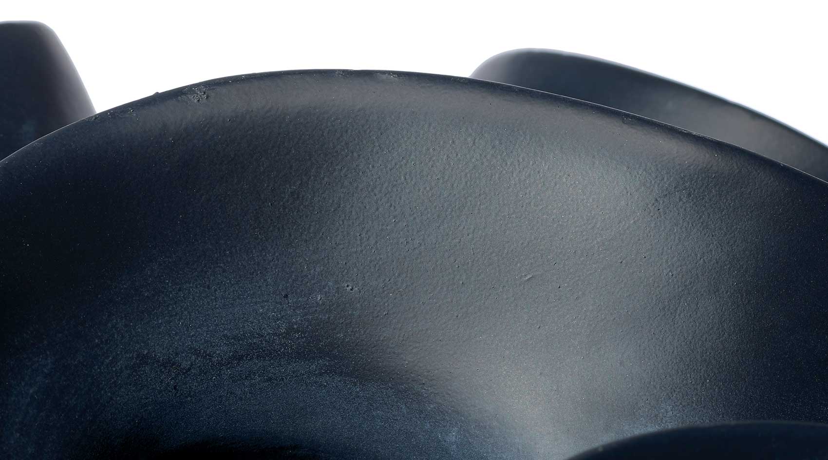 Ribbon Sphere - Black - Image 4
