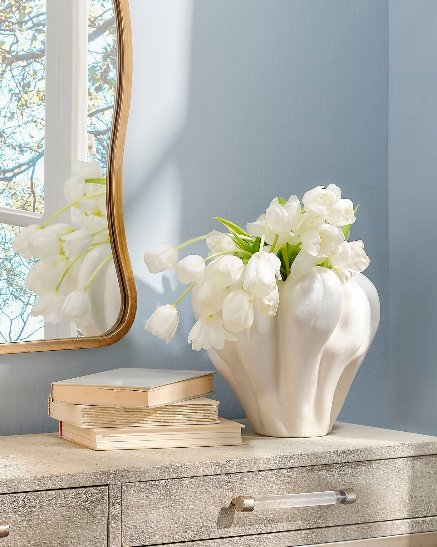 Tulip Vase - Image 3