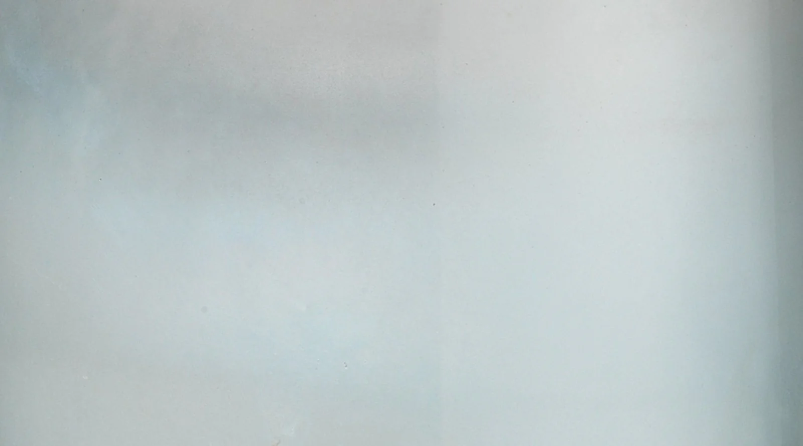 Vapor Vase Metallic Opal - Medium - Image 5